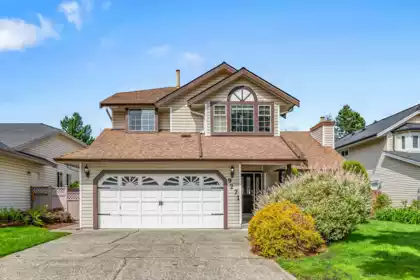 9271 156a Street, Surrey, BC, Surrey — Single Family Residence for sale