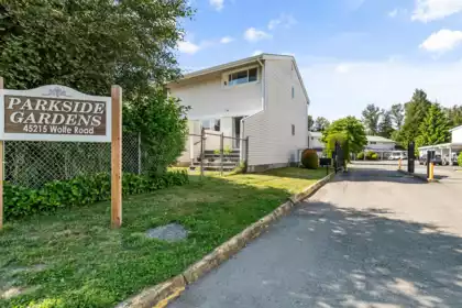 40 45215 Wolfe Road, Chilliwack, BC, Chilliwack — Townhouse for sale