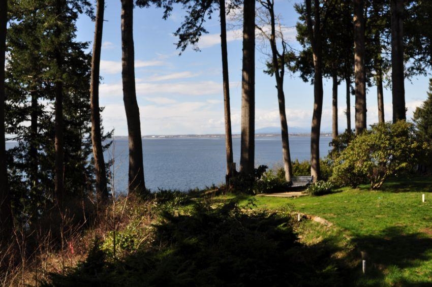 Dining Area Photo of LT.4 12585 15 Avenue, Surrey, BC