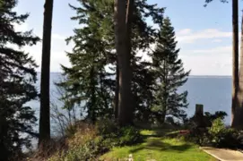 12585 15 Avenue, Surrey, BC