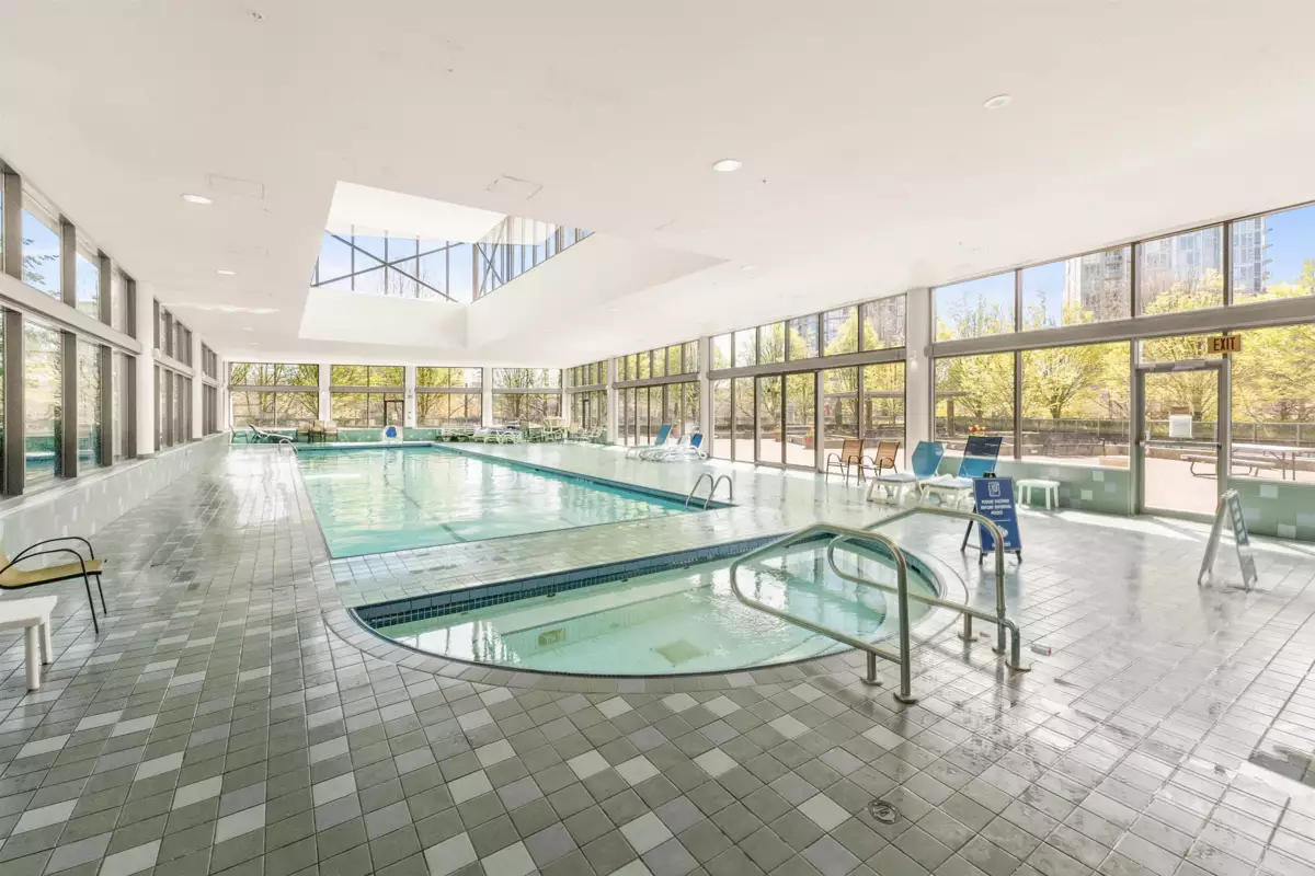 Primary Bathroom Photo of 1028 Cambie Street, Vancouver, BC