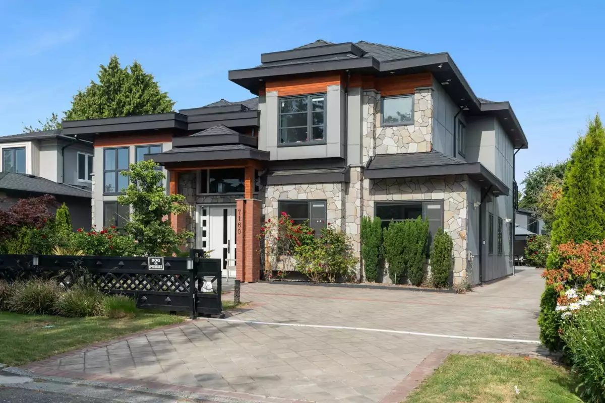 Fitness Center Photo Near 7160 Parry Street, Richmond, BC