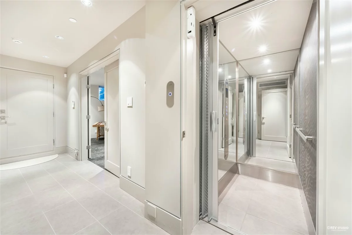 Bedroom 4 Photo of 14523 Magdalen Avenue, White Rock, BC