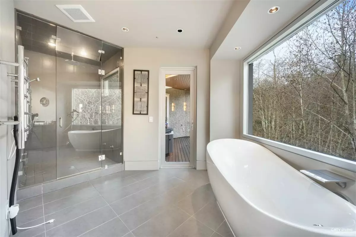 Loft / Bonus Room Photo of 14523 Magdalen Avenue, White Rock, BC