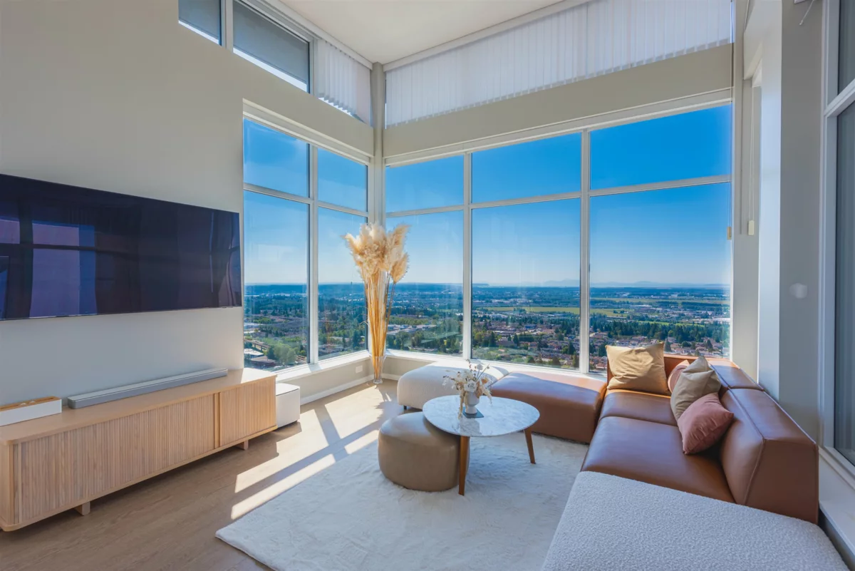 Living Room Photo of 3805 6700 Dunblane Avenue, Burnaby, BC