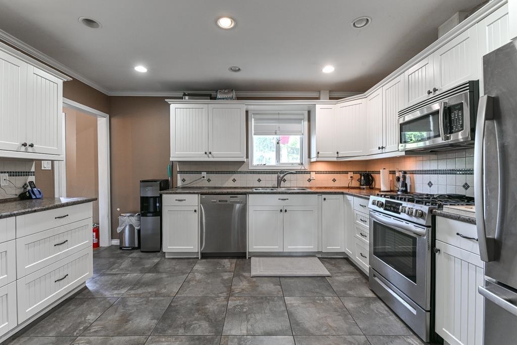 Walk-In Closet Photo of 5638 248 Street, Langley, BC