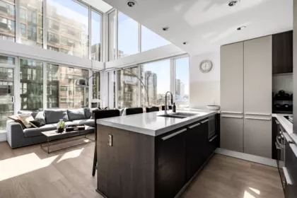 607 1351 Continental Street, Vancouver, BC, Vancouver — Apartment/Condo for sale