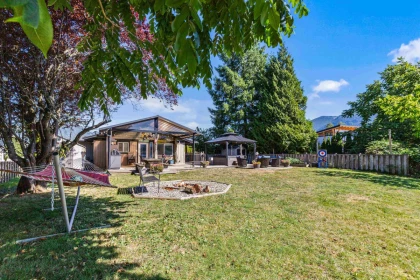 Breakfast Nook Photo of 35218 Sward Road, Mission, BC