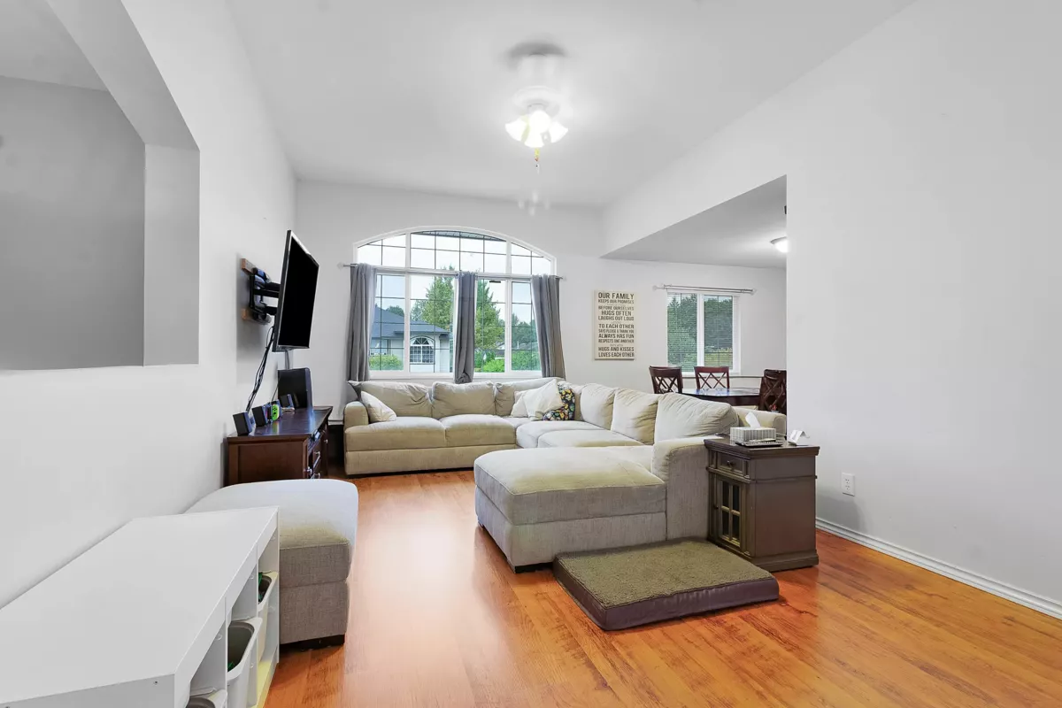 Family Room Photo of 35055 Kootenay Drive, Abbotsford, BC