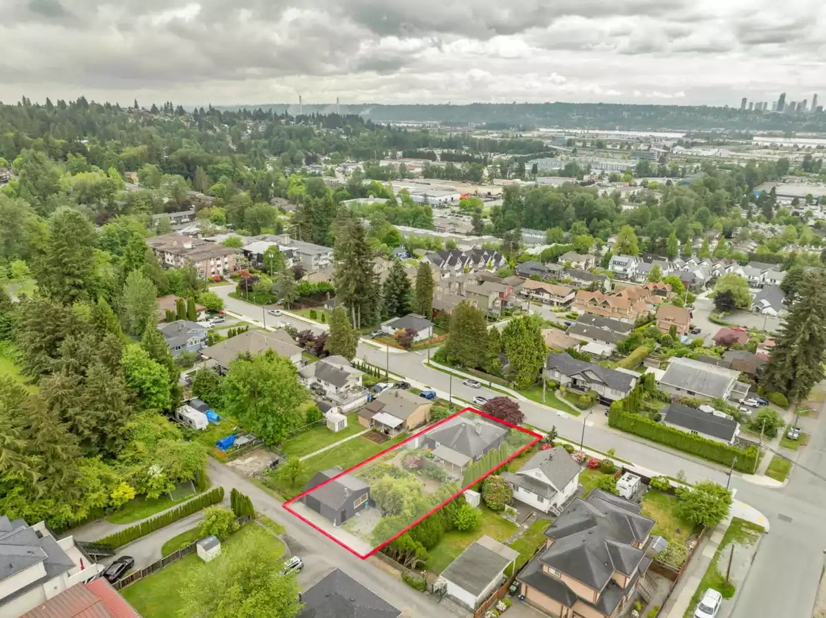 Living Room Photo of 1305 Thomas Avenue, Coquitlam, BC