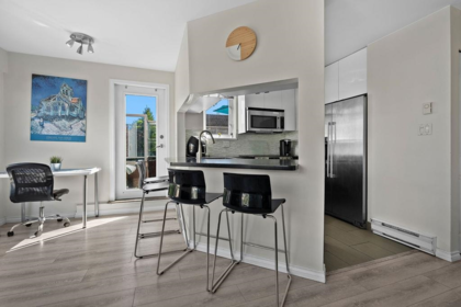 208 2025 Stephens Street, Vancouver, BC, Vancouver — Apartment/Condo for sale
