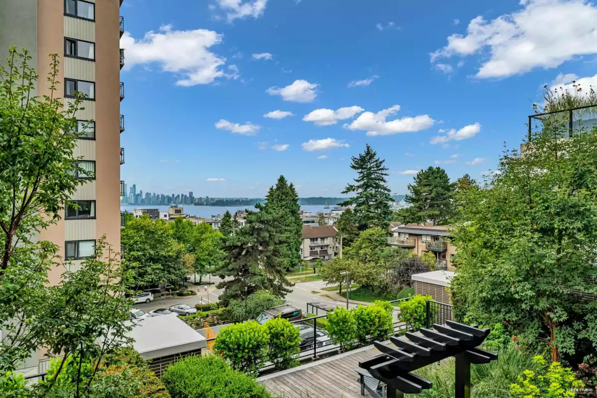Basement Recreation Room Photo of 308 177 W 3rd Street, North Vancouver, BC