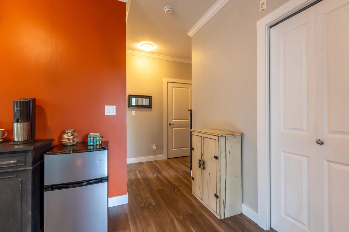 Staircase Photo of 410 2038 Sandalwood Crescent, Abbotsford, BC