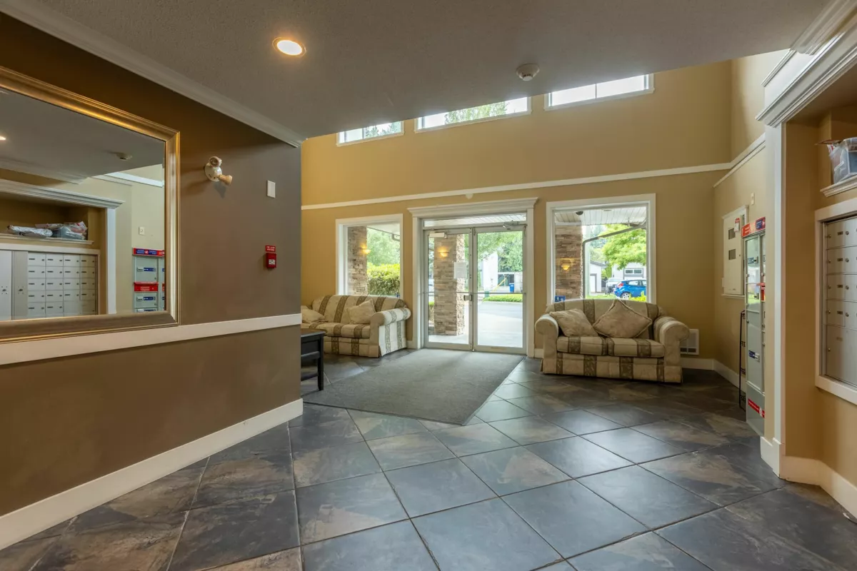 Swimming Pool Photo of 410 2038 Sandalwood Crescent, Abbotsford, BC