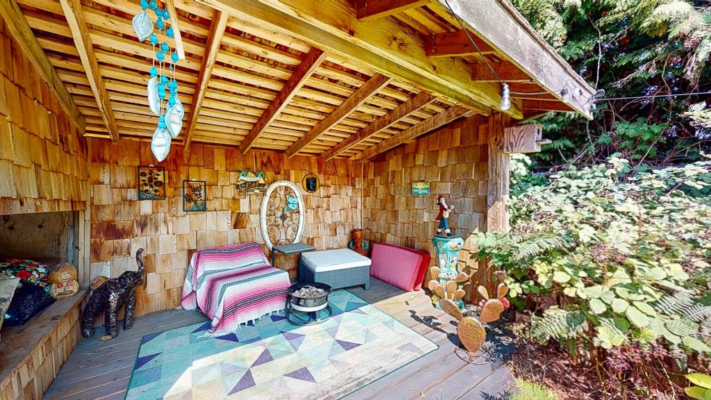 Breakfast Nook Photo of 4868 Bluegrouse Drive, Sechelt, BC