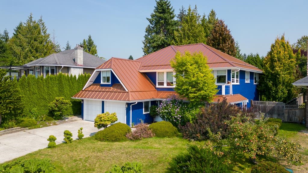 Exterior Front Photo of 4868 Bluegrouse Drive, Sechelt, BC