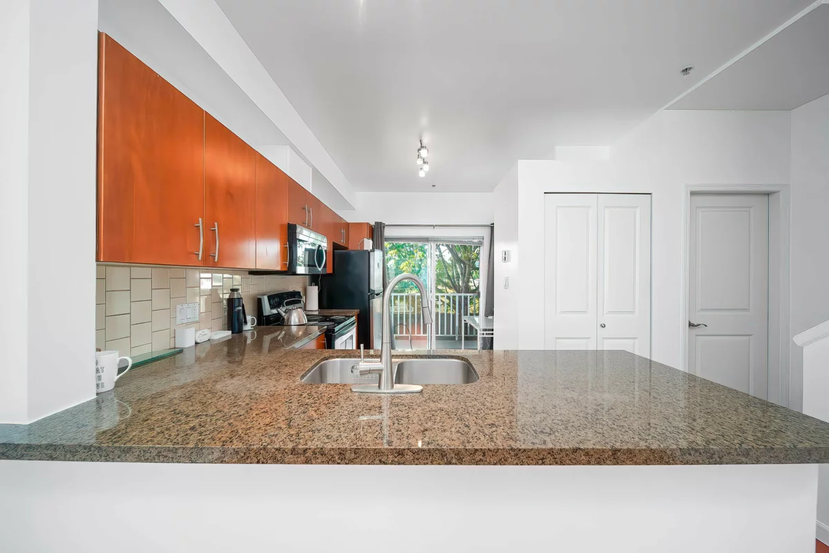 Laundry Room Photo of 68 935 Ewen Avenue, New Westminster, BC