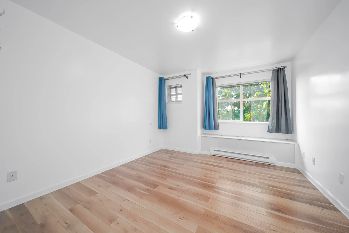 Swimming Pool Photo of 68 935 Ewen Avenue, New Westminster, BC