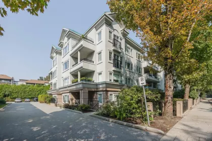 302 55 Blackberry Drive, New Westminster, BC, New Westminster — Apartment/Condo for sale