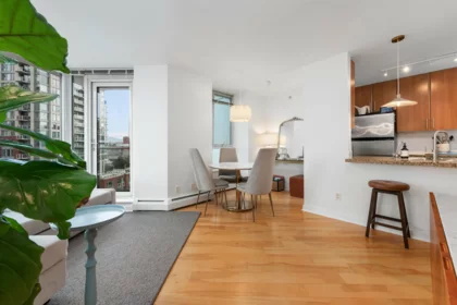 707 58 Keefer Place, Vancouver, BC, Vancouver — Apartment/Condo for sale