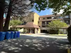 225 8120 Colonial Drive, Richmond, BC