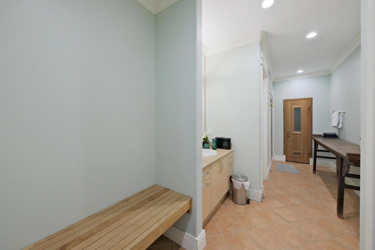 Entry Foyer Photo of 12900 Gilbert Road, Richmond, BC