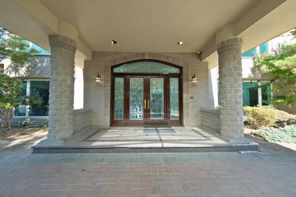 Kitchen Photo of 12900 Gilbert Road, Richmond, BC
