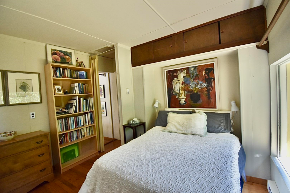 Outdoor Patio Photo of 8084 Redrooffs Road, Halfmoon Bay, BC