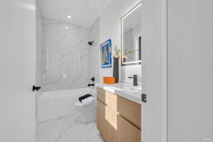 Walk-In Closet Photo of 3 262 E 65th Avenue, Vancouver, BC