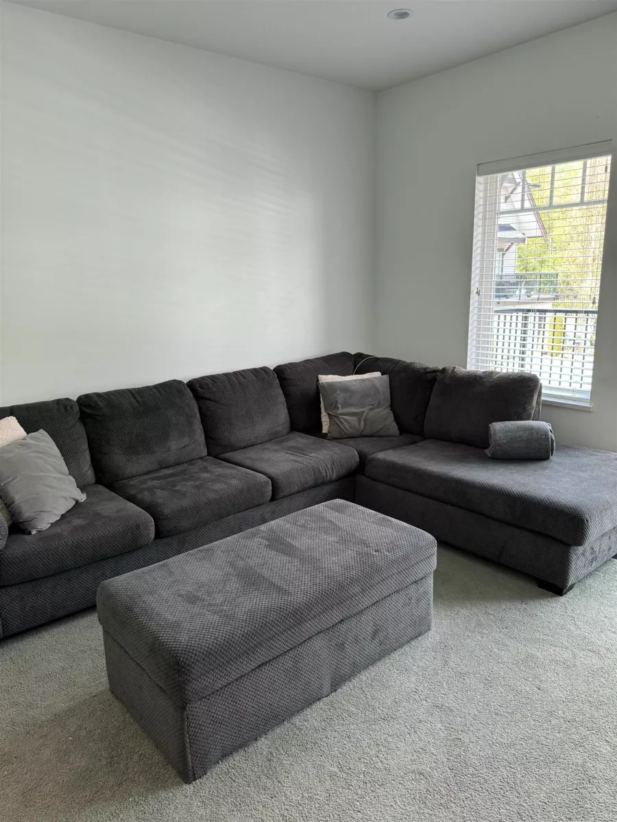 Kitchen Photo of 47 6895 188 Street, Surrey, BC