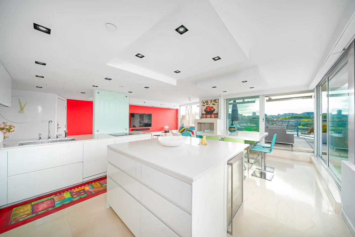 Walk-In Closet Photo of 606 1288 Marinaside Crescent, Vancouver, BC