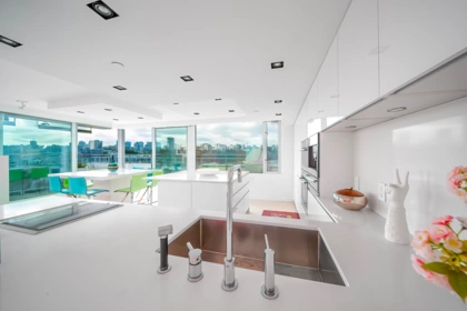 Primary Bathroom Photo of 606 1288 Marinaside Crescent, Vancouver, BC