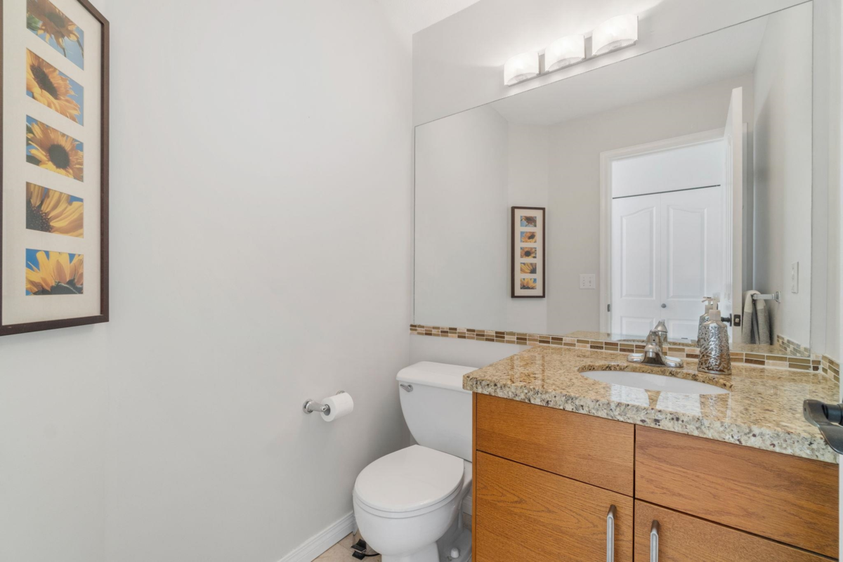 Mudroom Photo of 2939 Cliffrose Crescent, Coquitlam, BC
