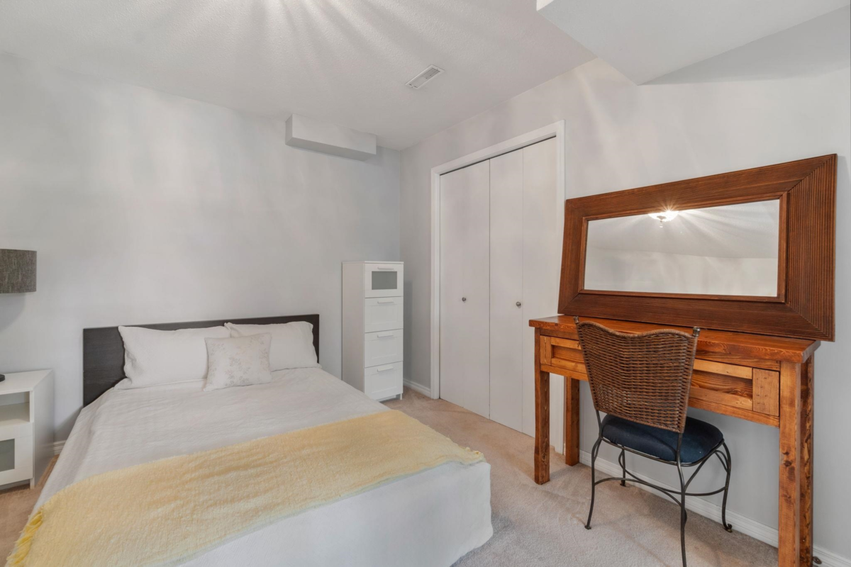 Powder Room Photo of 2939 Cliffrose Crescent, Coquitlam, BC