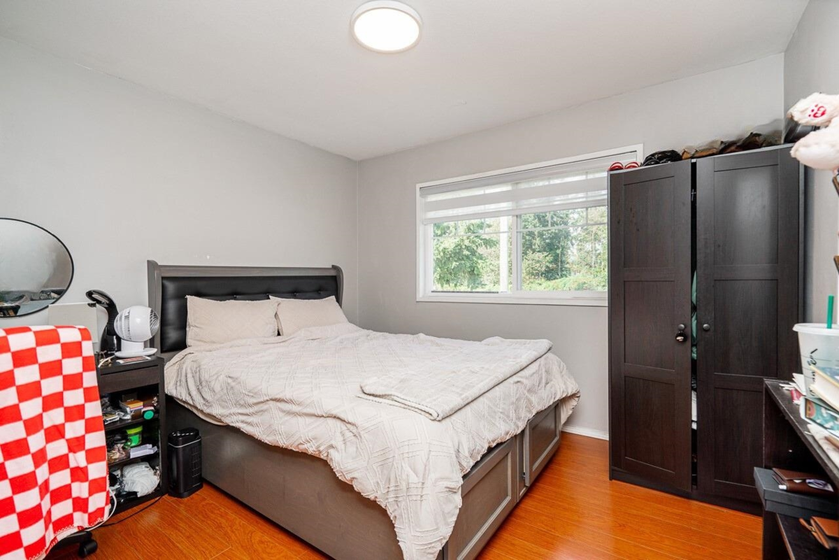 Bedroom 3 Photo of 13466 98b Avenue, Surrey, BC