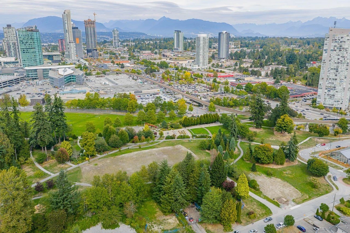 Garage Interior Photo of 13466 98b Avenue, Surrey, BC
