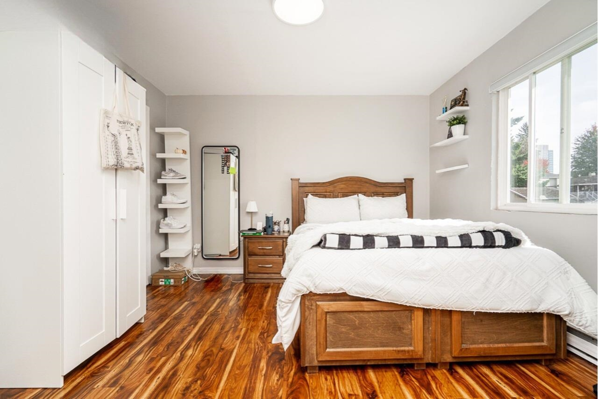 Primary Bedroom Photo of 13466 98b Avenue, Surrey, BC