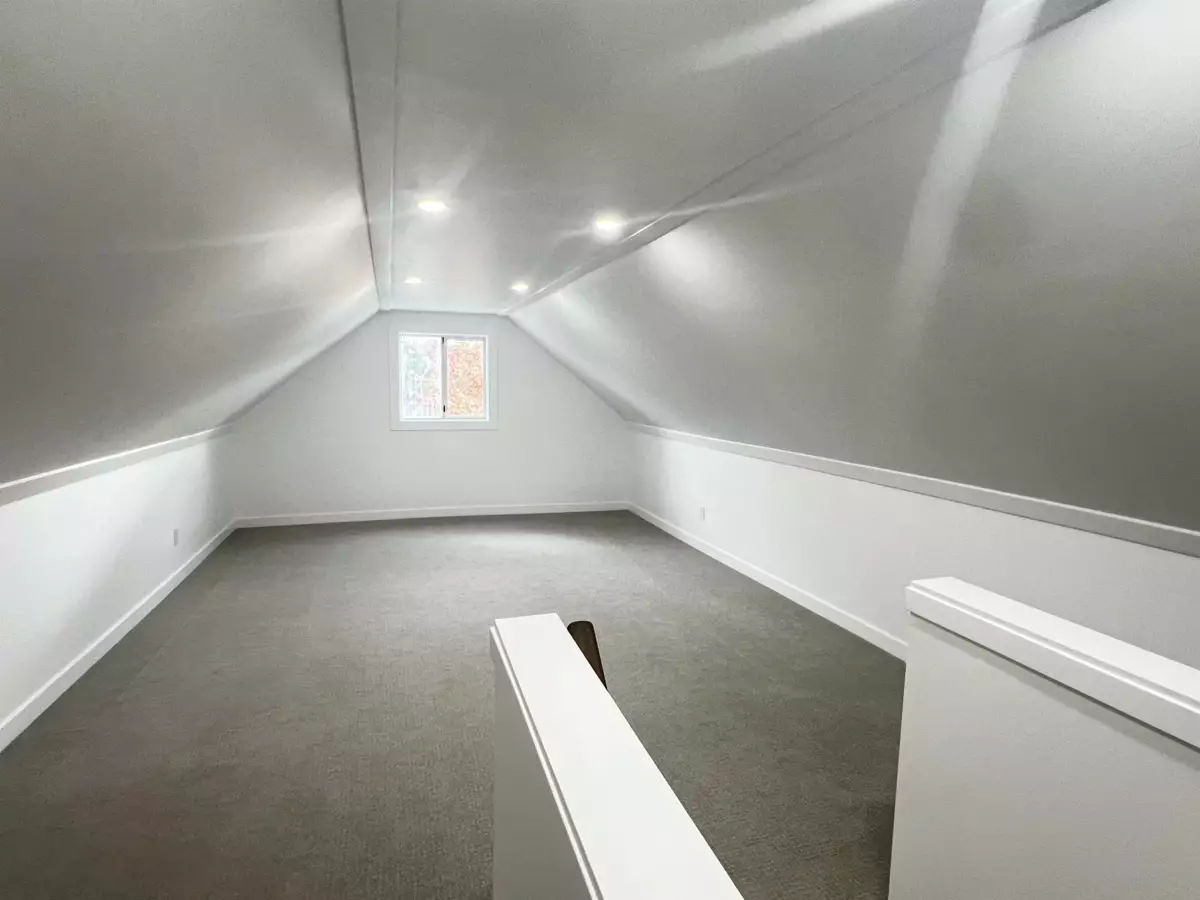 Entry Foyer Photo of 35107 Mcewen Avenue, Mission, BC