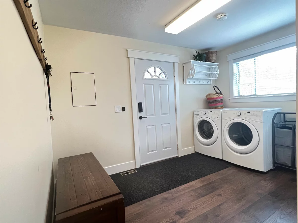 Staircase Photo of 35107 Mcewen Avenue, Mission, BC