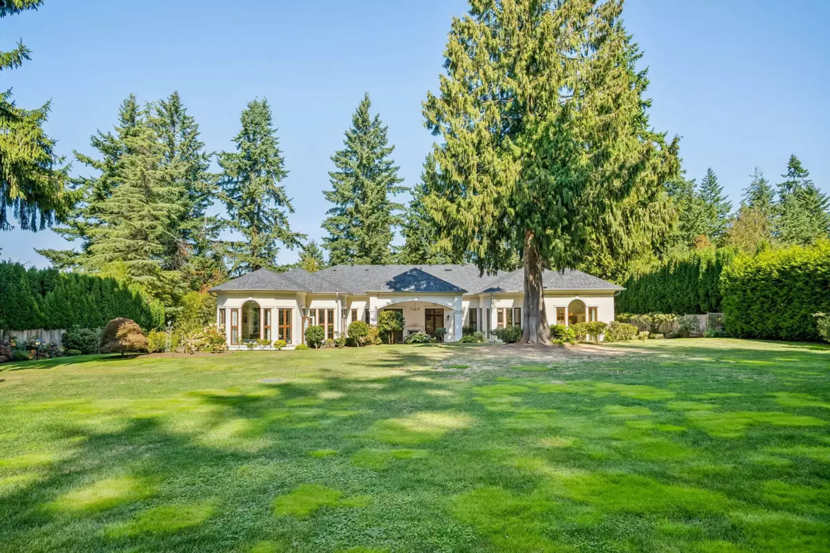 Community Amenities Photo (Clubhouse) of 16728 28 Avenue, Surrey, BC