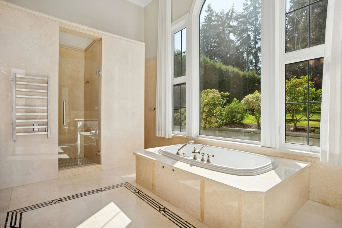 Garage Interior Photo of 16728 28 Avenue, Surrey, BC