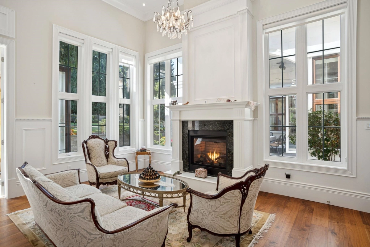 Hallway Photo of 16728 28 Avenue, Surrey, BC