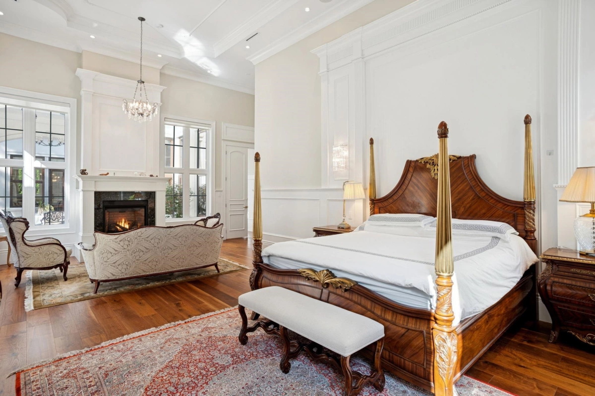 Mudroom Photo of 16728 28 Avenue, Surrey, BC