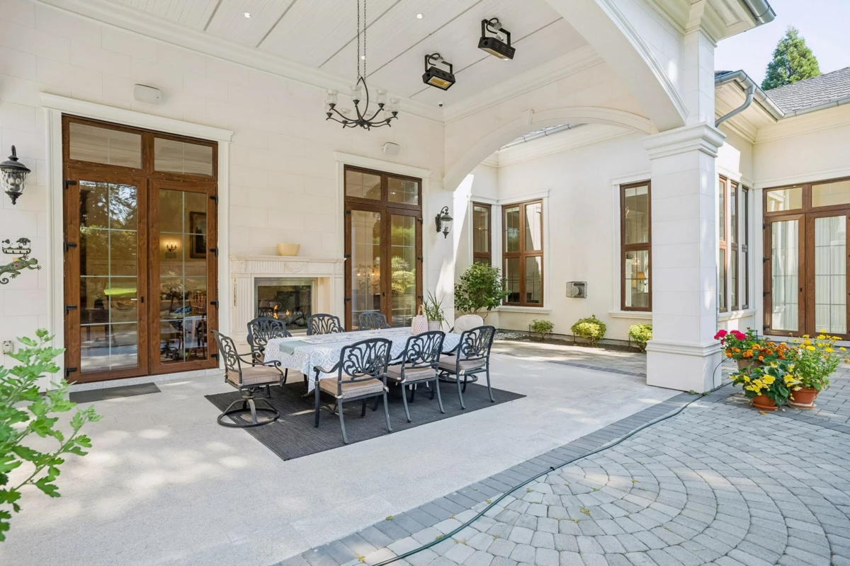 Outdoor Kitchen Photo of 16728 28 Avenue, Surrey, BC