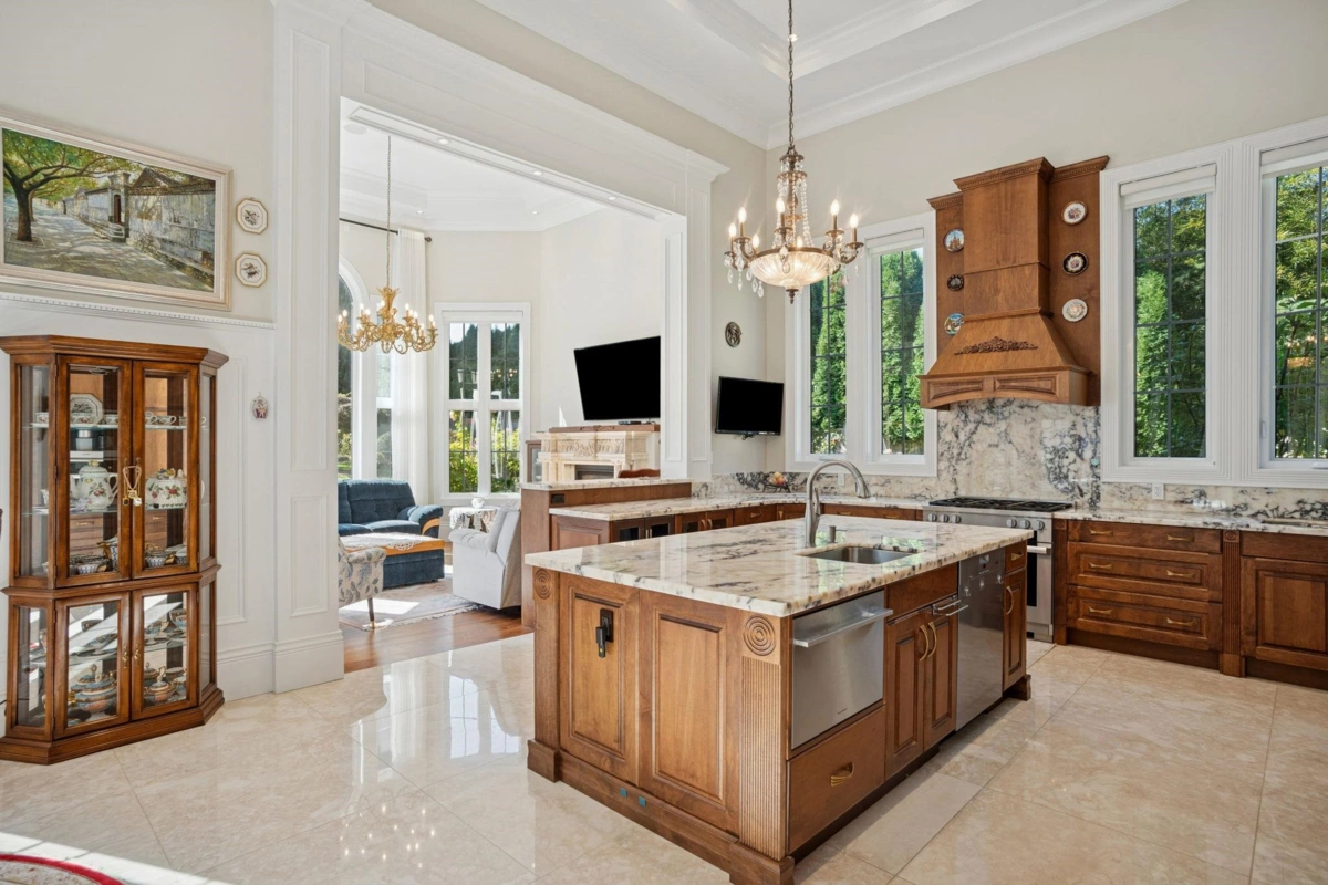 Powder Room Photo of 16728 28 Avenue, Surrey, BC