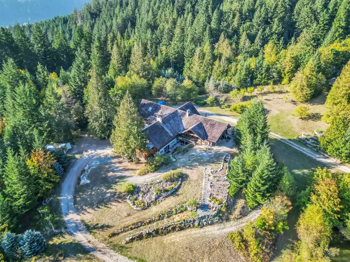 Exterior Rear Photo of 21800 Union Bar Road, Hope, BC