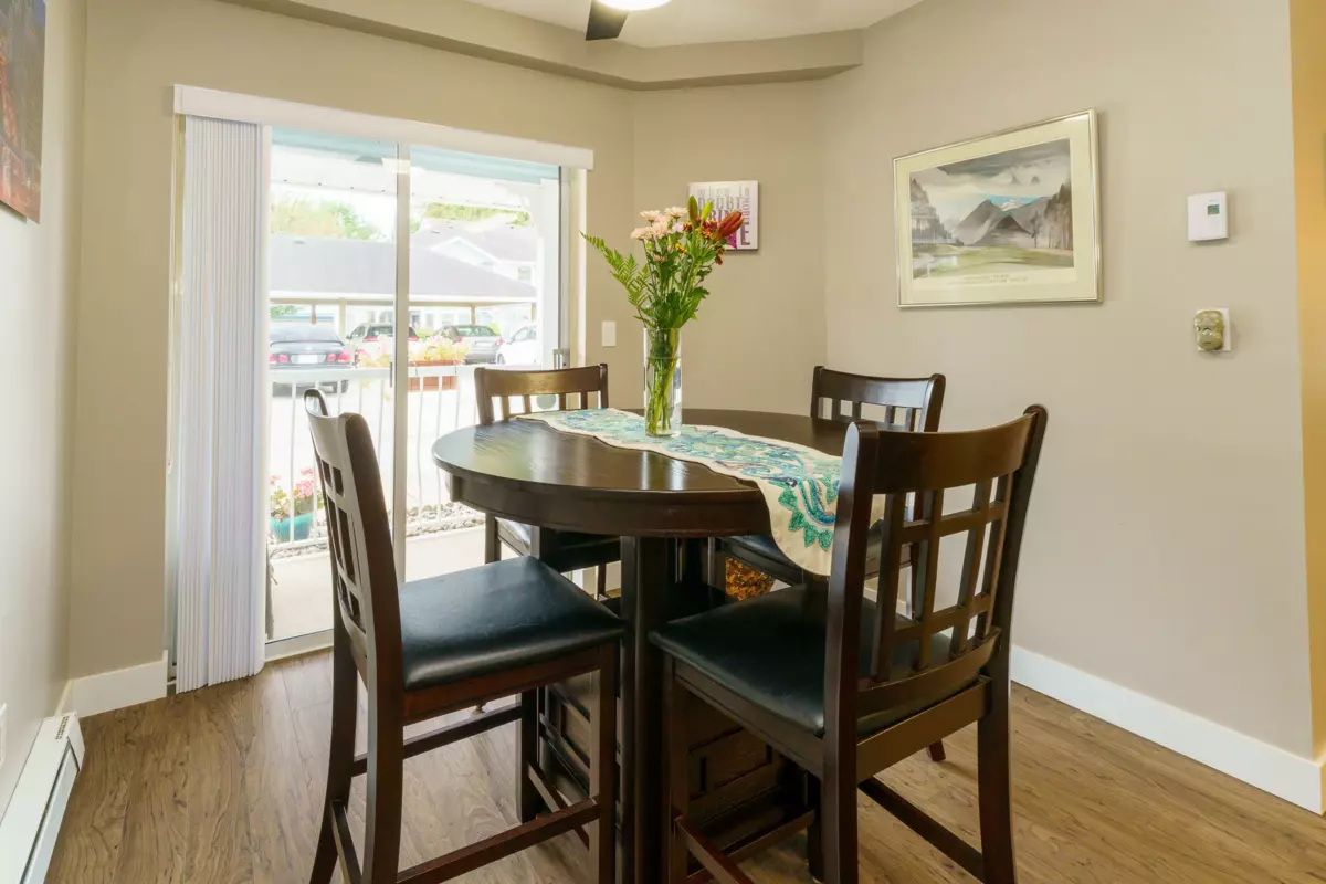Bedroom 2 Photo of 44 20554 118 Avenue, Maple Ridge, BC