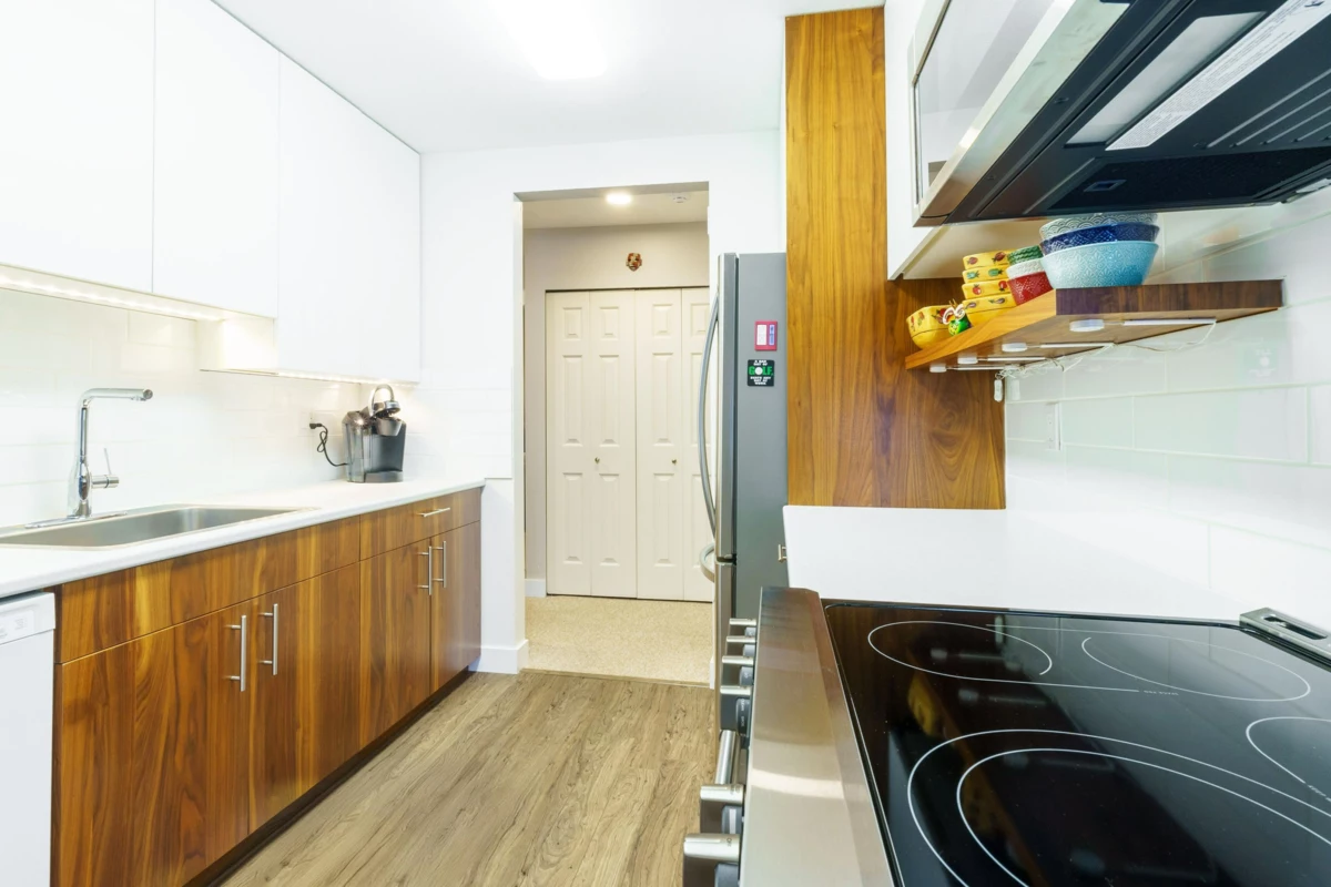 Breakfast Nook Photo of 44 20554 118 Avenue, Maple Ridge, BC