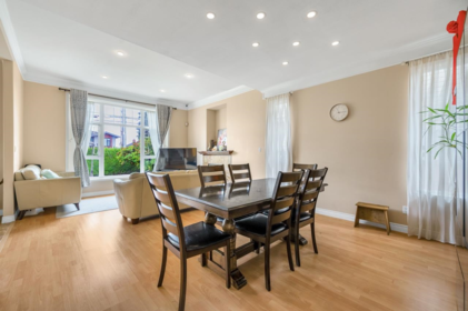 Family Room Photo of 7119 10th Avenue, Burnaby, BC