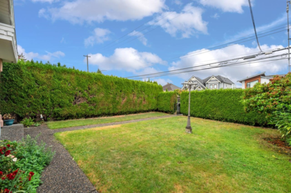 Outdoor Patio Photo of 7119 10th Avenue, Burnaby, BC